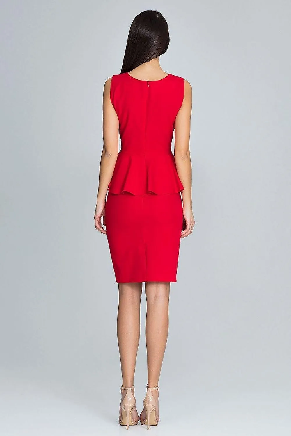 Chic Frill-Embellished Ensemble for Trendsetting Women