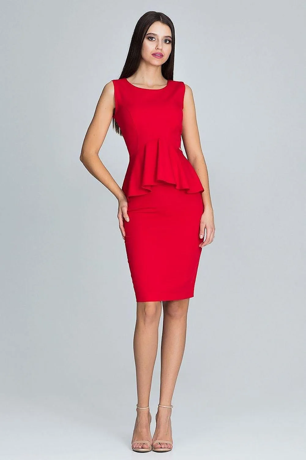 Chic Frill-Embellished Ensemble for Trendsetting Women