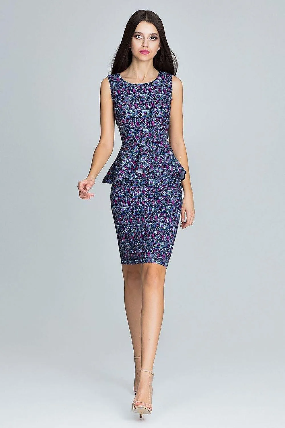 Chic Frill-Embellished Ensemble for Trendsetting Women