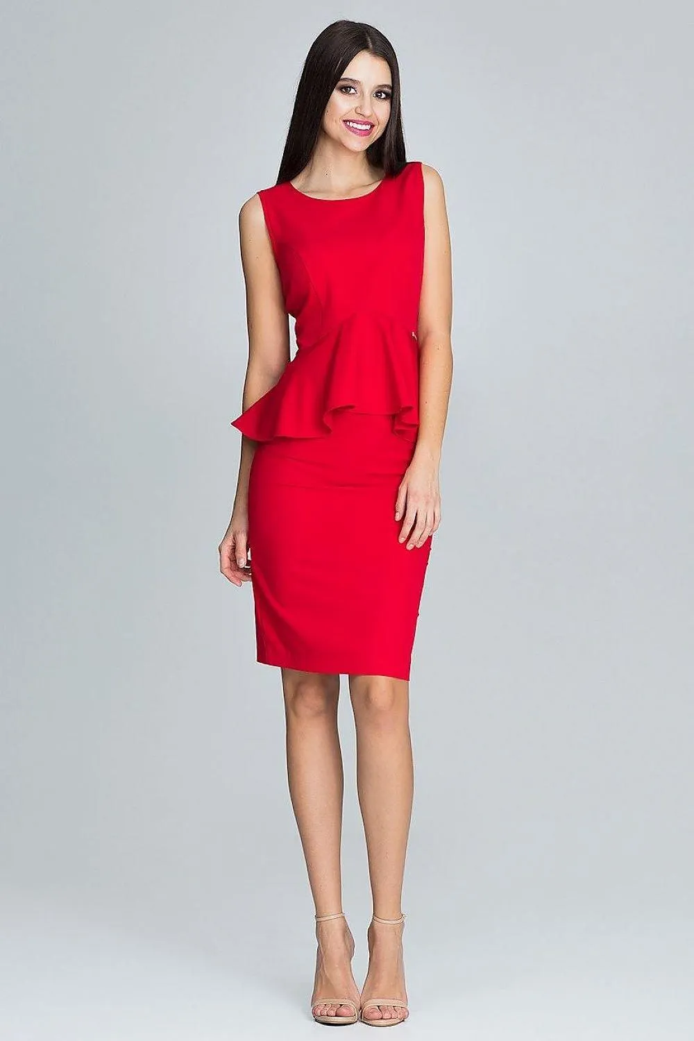 Chic Frill-Embellished Ensemble for Trendsetting Women