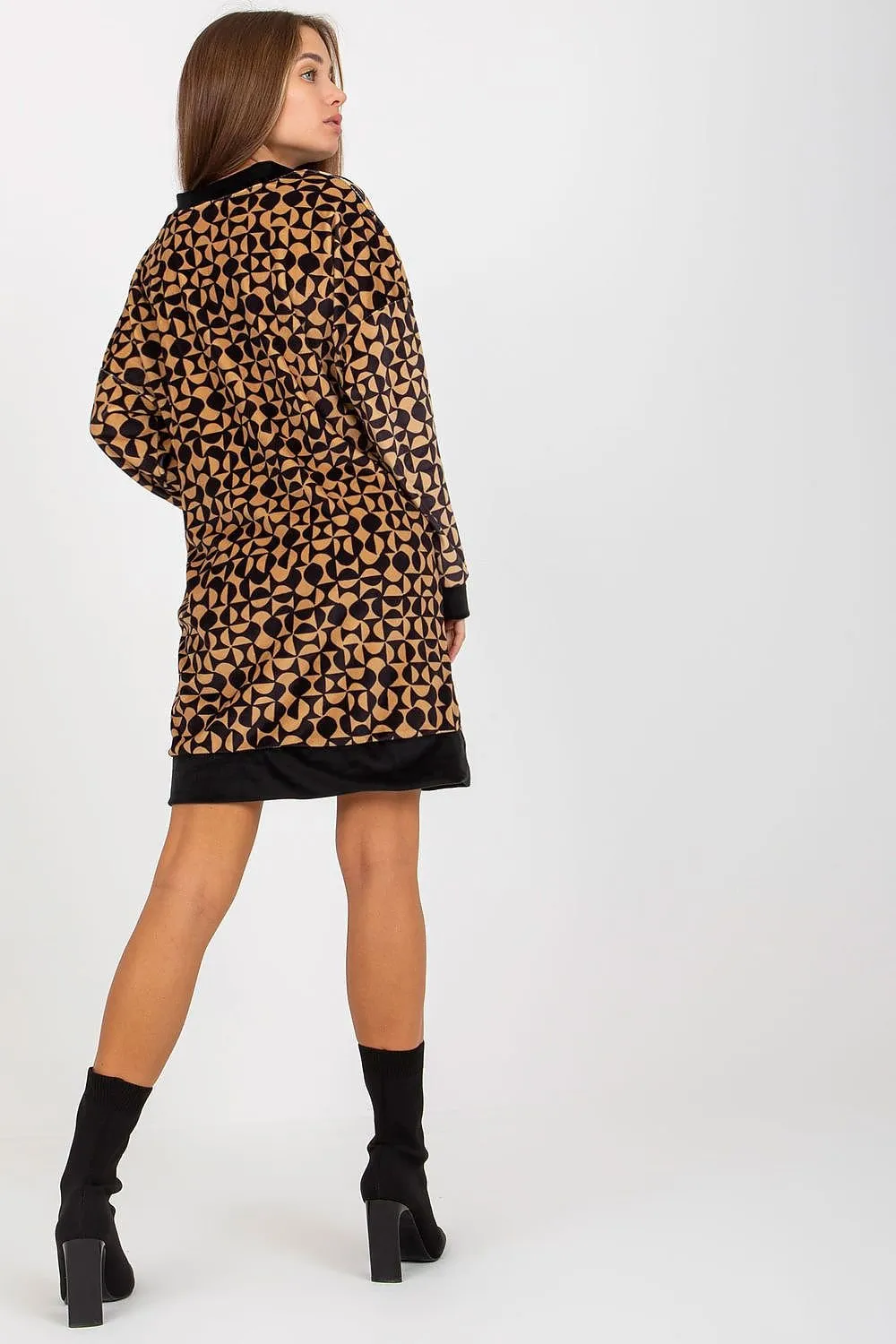 Chic Velvet Heart Neckline Day Dress - Rue Paris Elegance