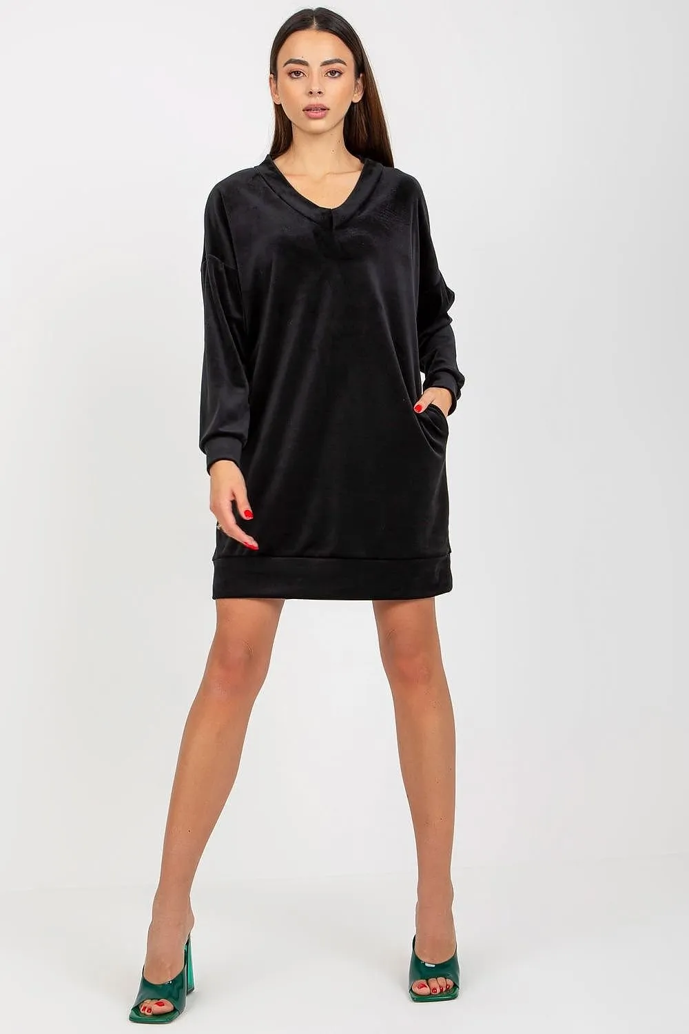 Chic Velvet Heart Neckline Day Dress - Rue Paris Elegance