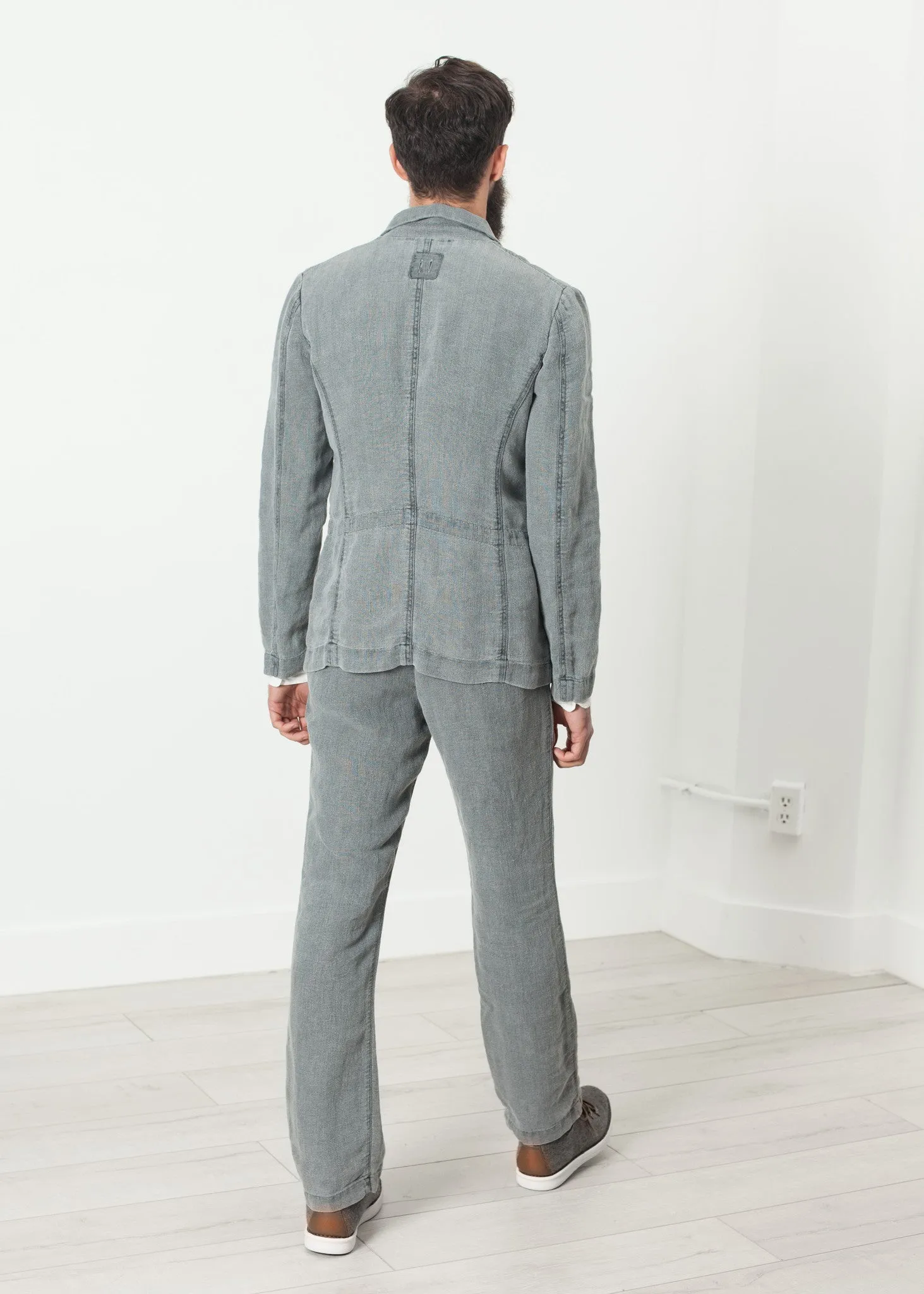 Riga Jacket in Tar -UEB