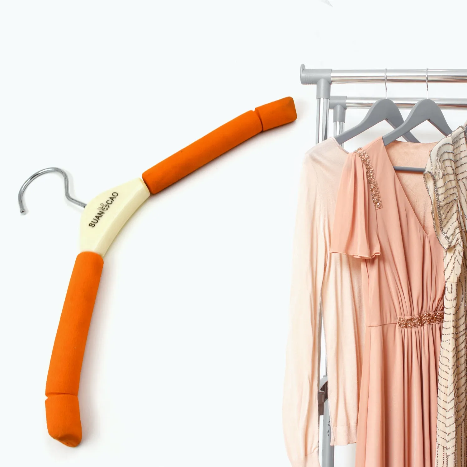 Solid Sponge Non-Slip Hanger for Closet (1 Pc)